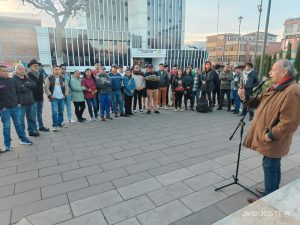 Funcionarios en Carchi reciben notificaciones de despido tras decreto presidencial
