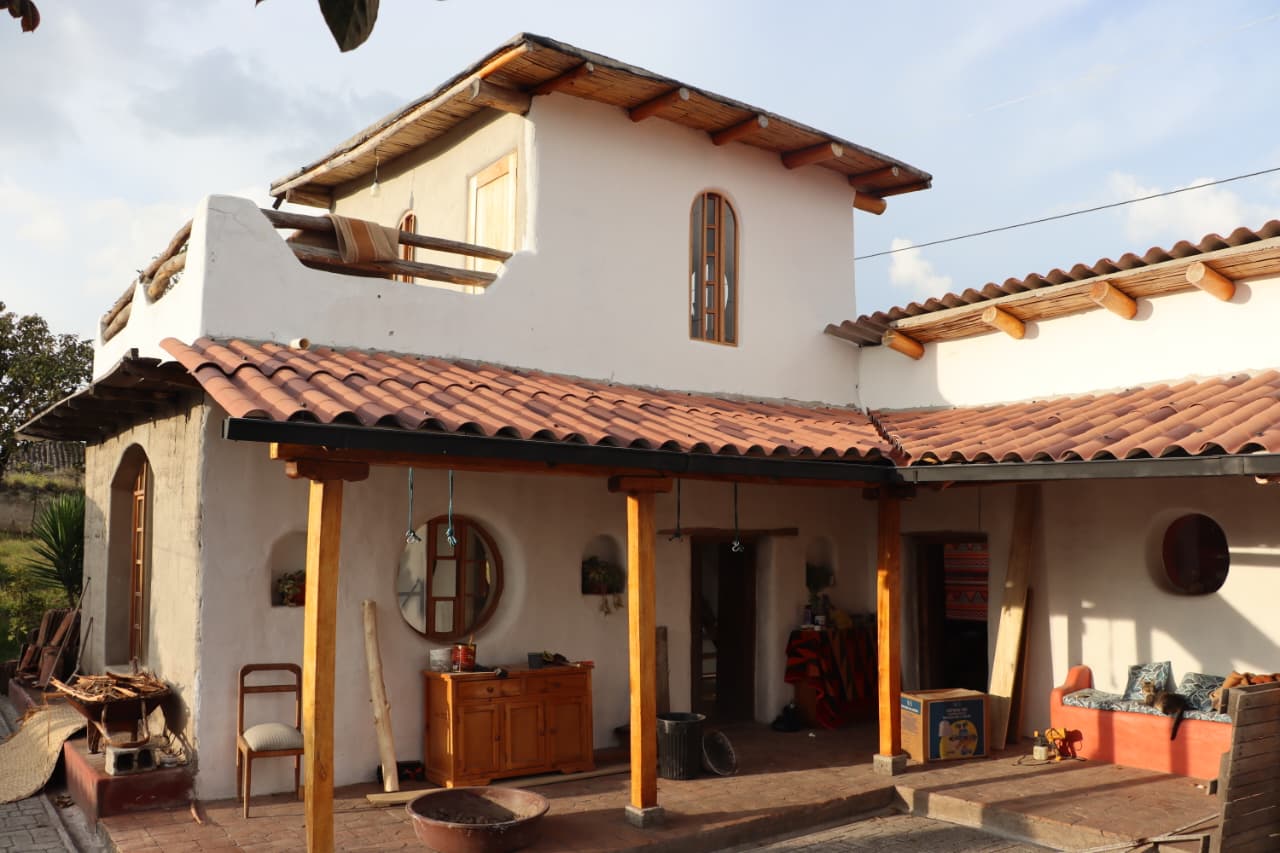 RESCATE PATRIMONIAL E INNOVACIÓN TURÍSTICA DESDE EL CANTÓN BOLÍVAR